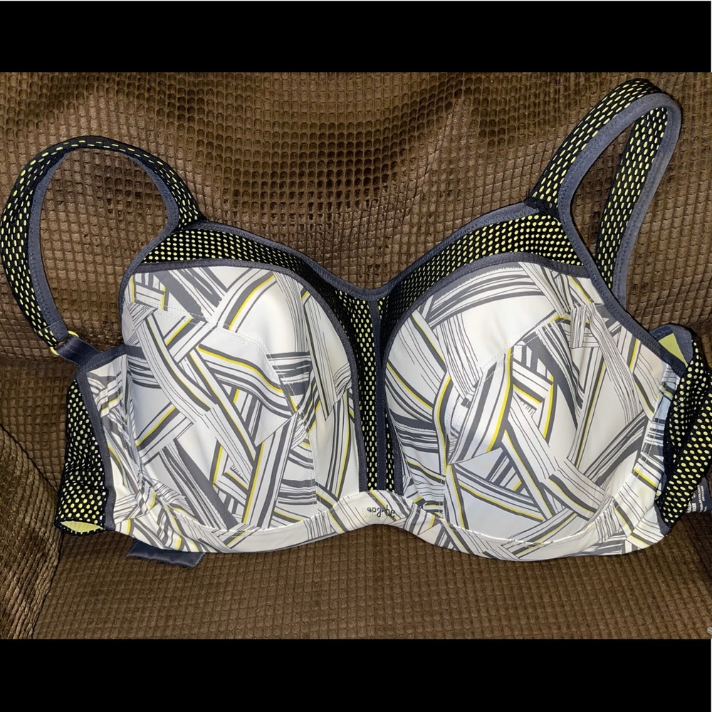 GREAT SUPPORT SPORTS BRA